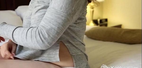 Yanks Babe Kimberlee Rose Masturbating